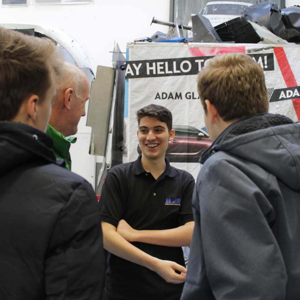 Student Automotive HART rallyteam vertelt op Open Dag