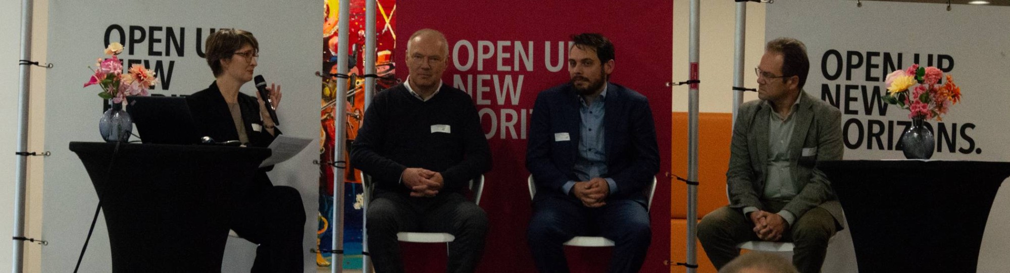 Opening moment of the AgriFood Forward World Café with participants gathered at HAN