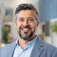 Een portretfoto van Martin Ruivenkamp, een onderzoeker bij CIBR.