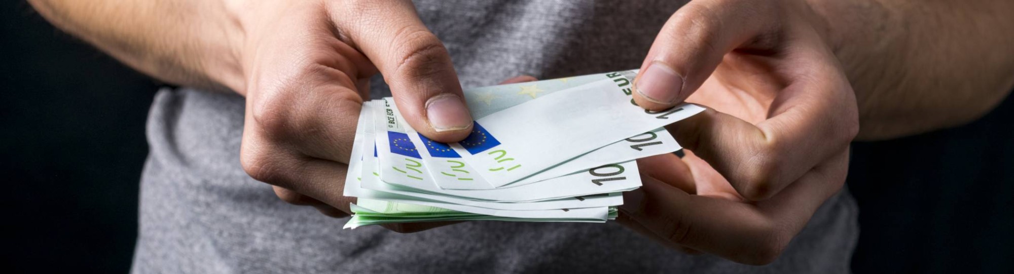 Armoede in beeld. Geld tellen