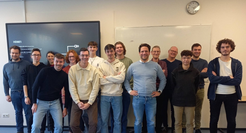 Students and teachers of the new Engineering Systems transfer major. Photo: MES Skills teacher Esther Uwland.