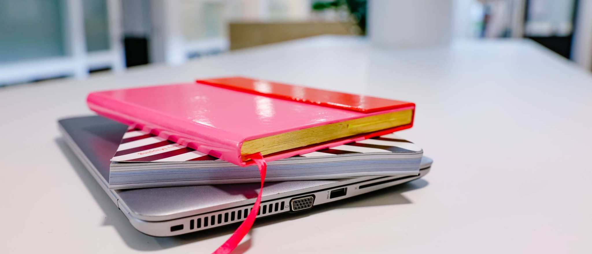 centrum voor ondernemerschap, stapel boeken