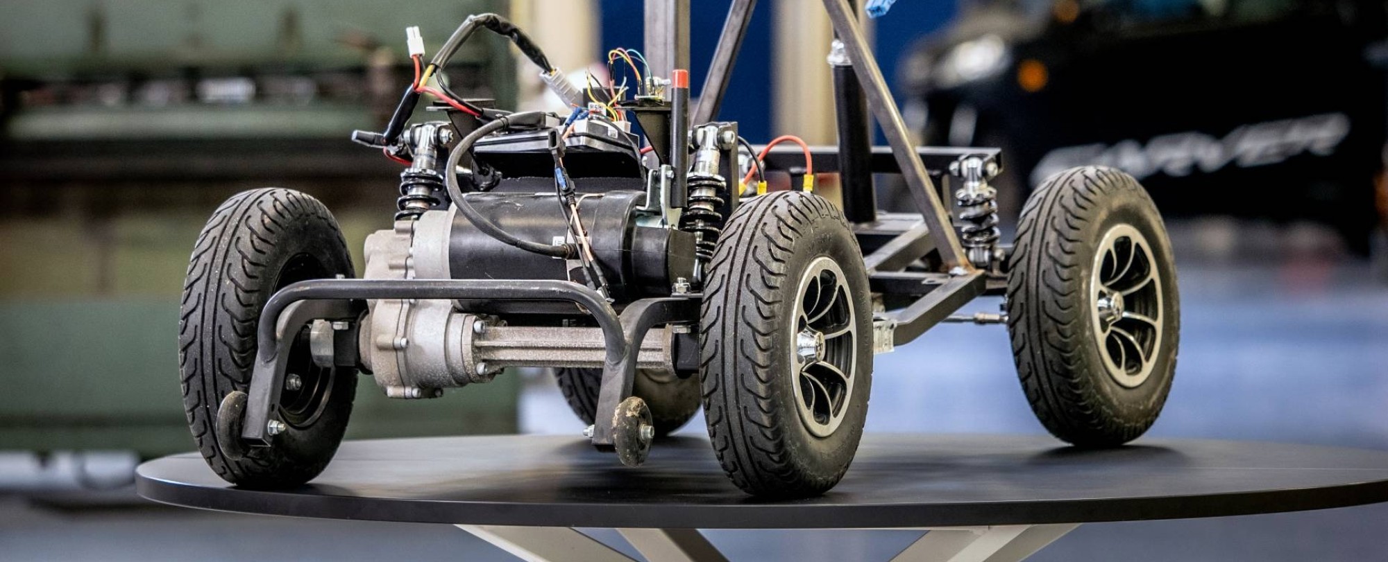 Een close-up van het MORE-project, de scootmobiel, van de master Engineering Systems Cyber Physical Systems.