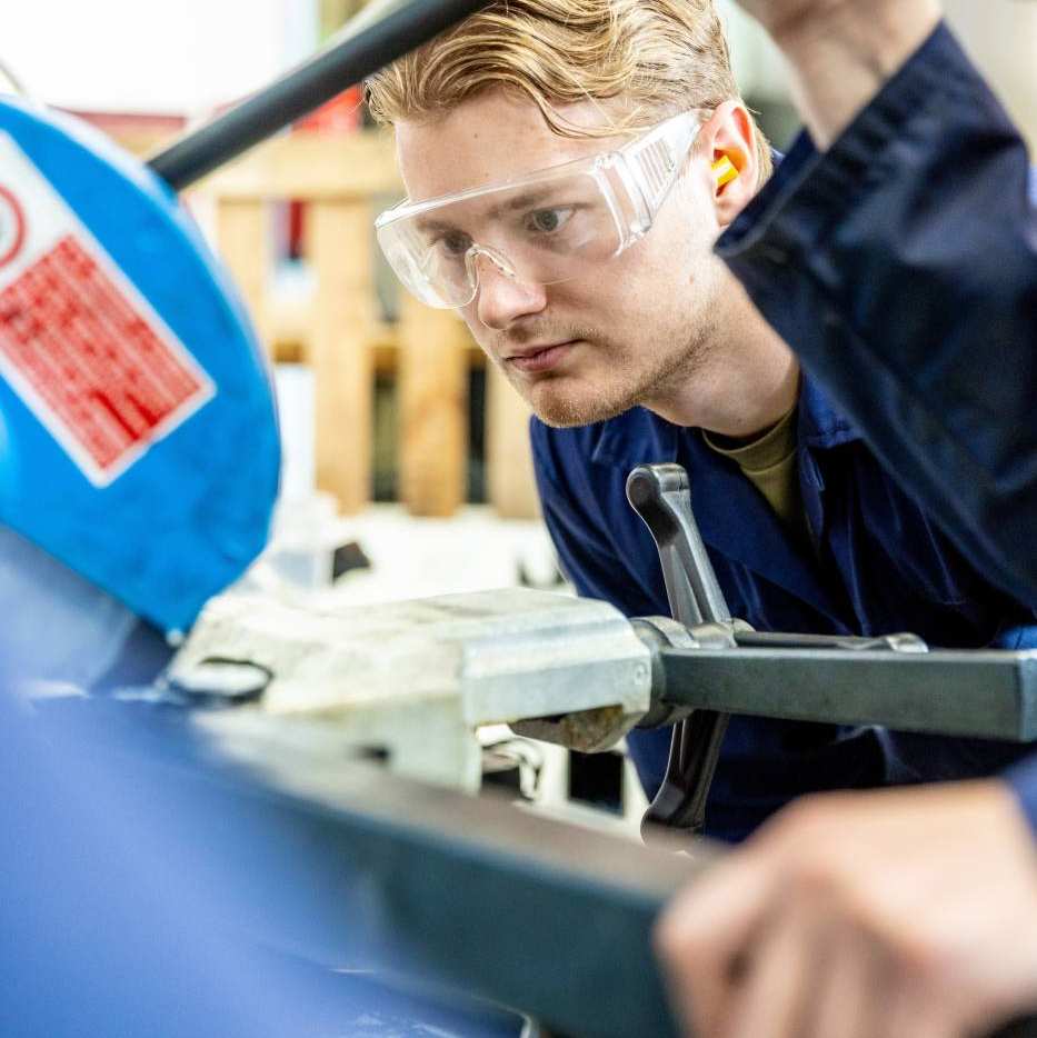 What can you do with Mechanical Engineering Bachelor Degree in the Netherlands?