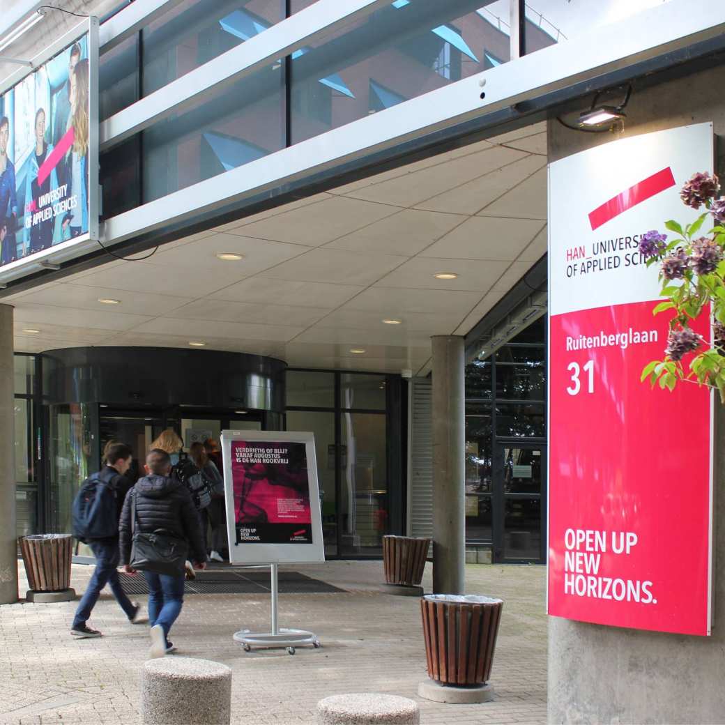 Hoofdingang Ruitenberglaan 31 Arnhem